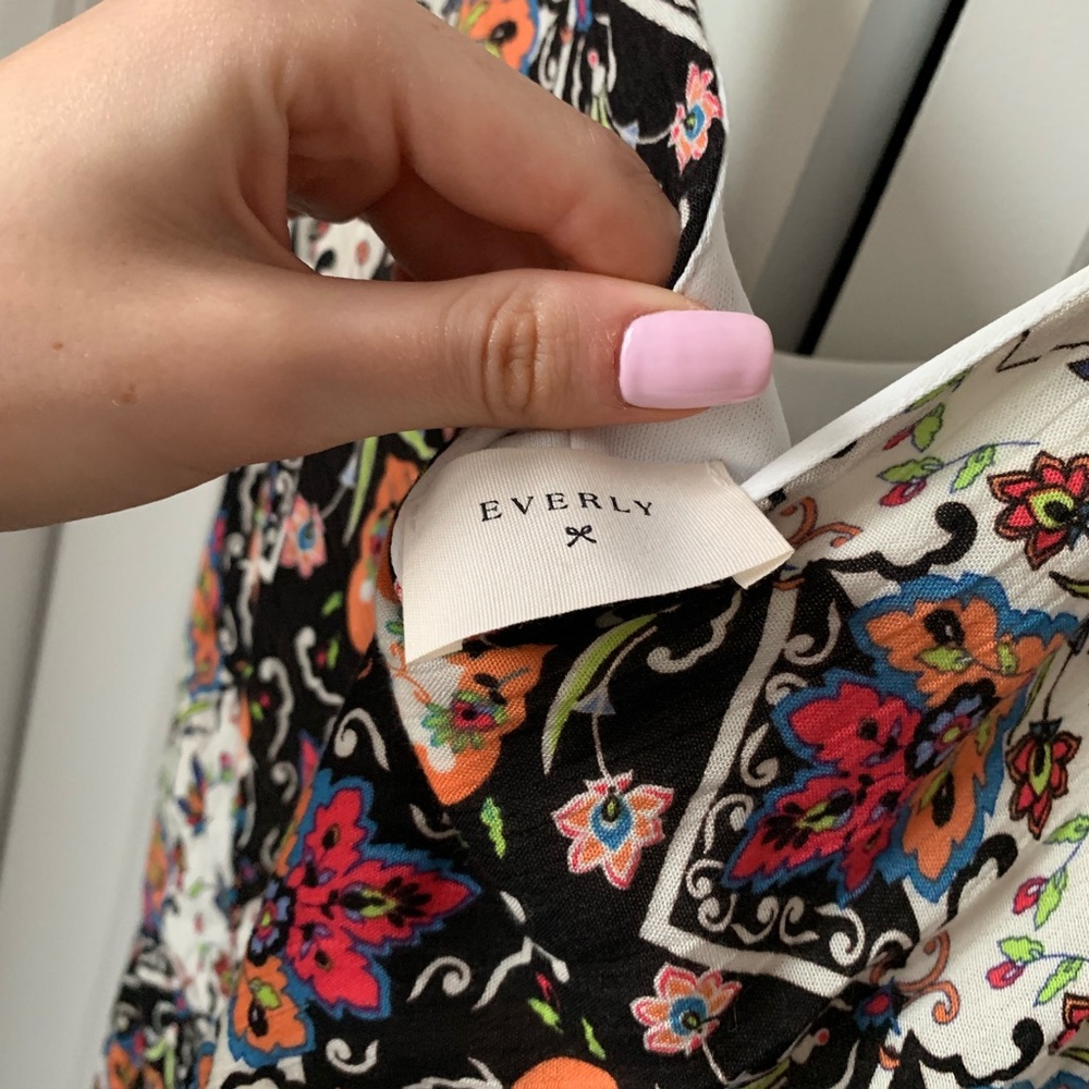 Everly Dress - Picture 4 of 5